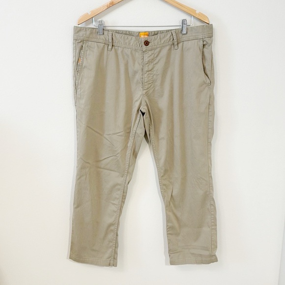 HUGO BOSS Khakis Regular Fit Cropped Flat Front Size 38 - Picture 2 of 12